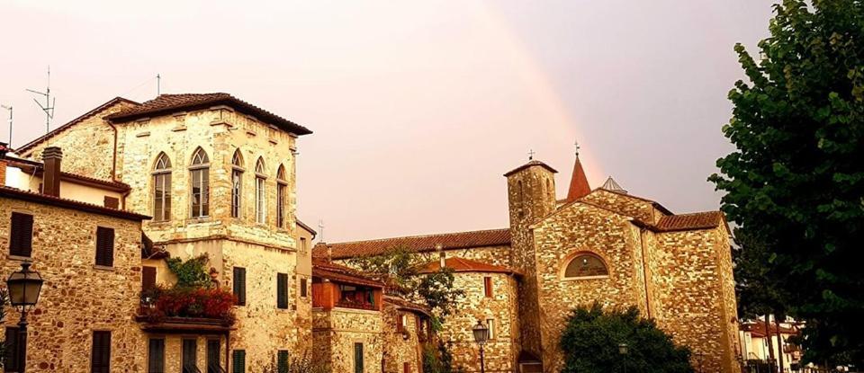 Отель La Torre Di Pieve Пьеве-Санто-Стефано Экстерьер фото