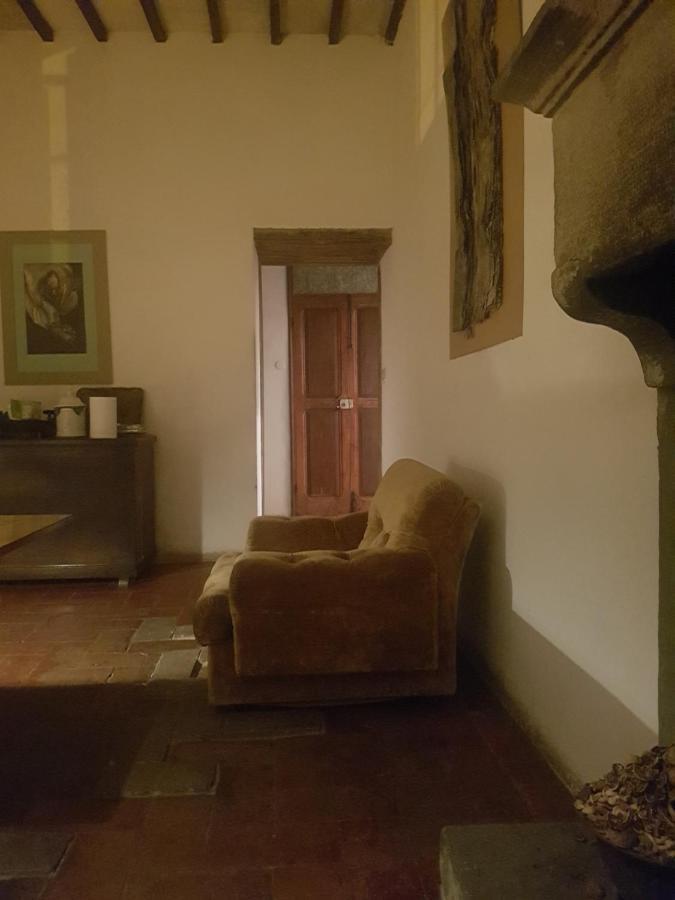 Отель La Torre Di Pieve Пьеве-Санто-Стефано Экстерьер фото